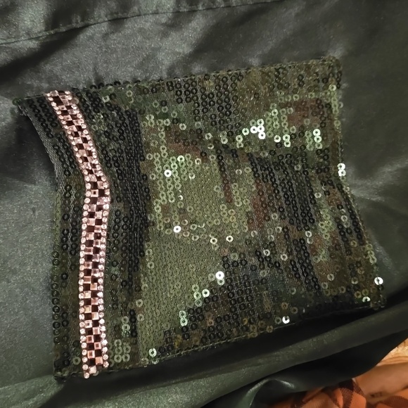 Frank Lyman Design Sequined Tie Hem Roll Tab Sleeve Satin Top  - Picture 7 of 9